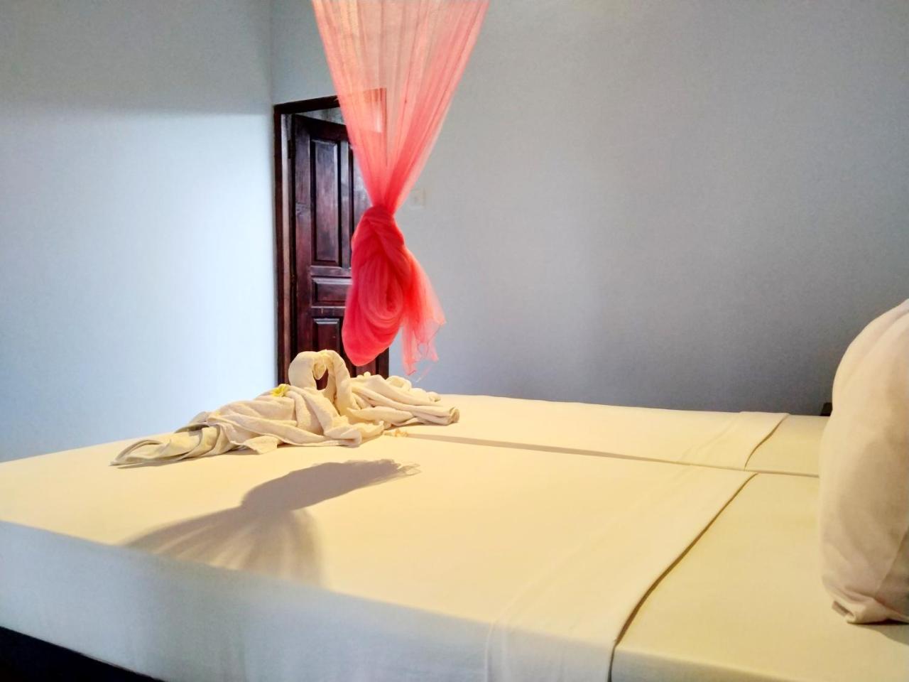 Angga Guest House Pemuteran Buitenkant foto