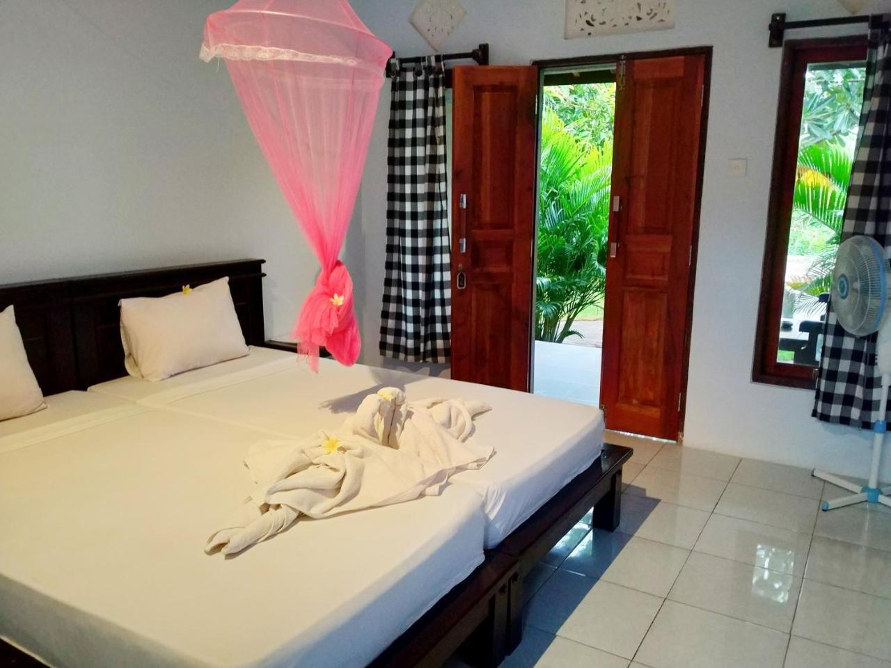 Angga Guest House Pemuteran Buitenkant foto