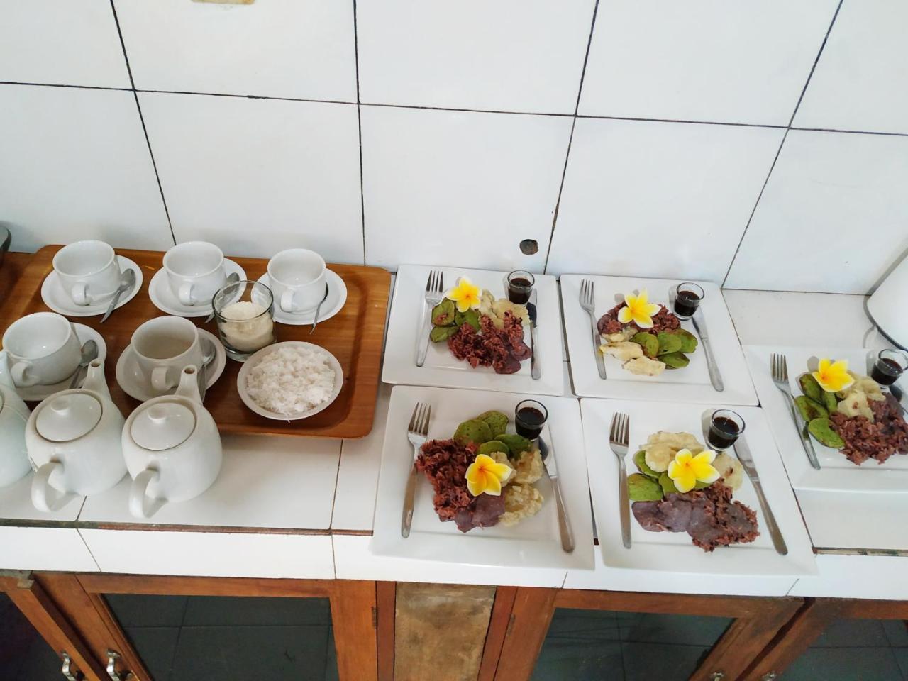 Angga Guest House Pemuteran Buitenkant foto